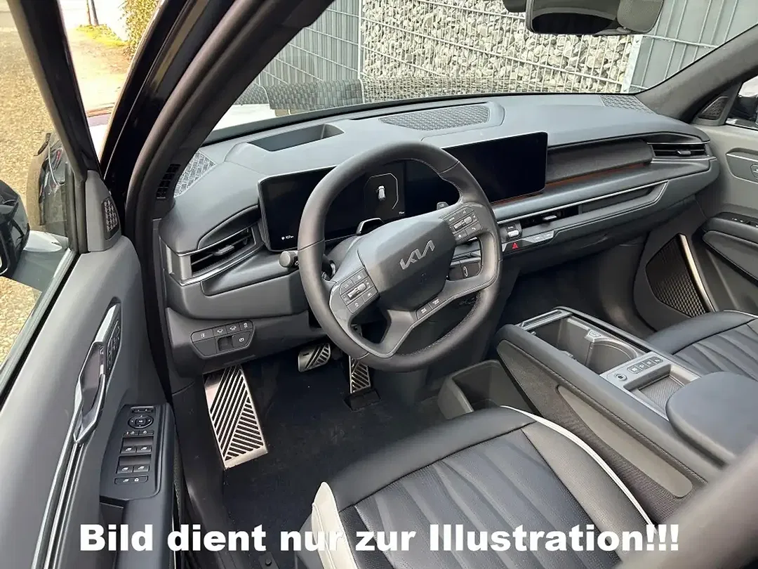 Kia EV9 - Thumbnail 6