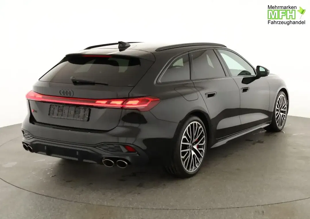 Audi S5 - Thumbnail 2