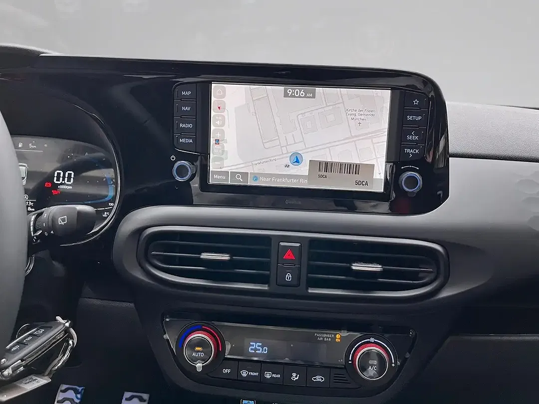 Hyundai i10 - Thumbnail 9