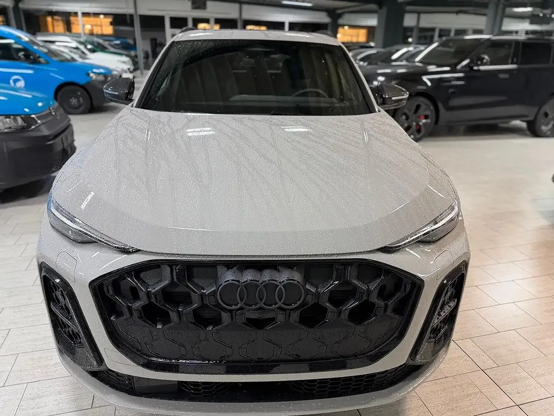 Audi Q5 - Thumbnail 4