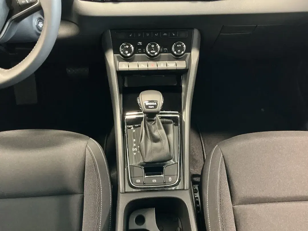 Skoda Karoq - Thumbnail 7
