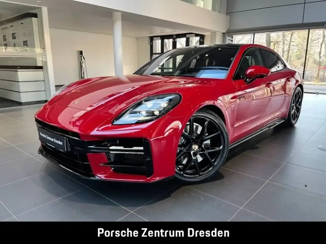 Porsche Panamera - Thumbnail 1