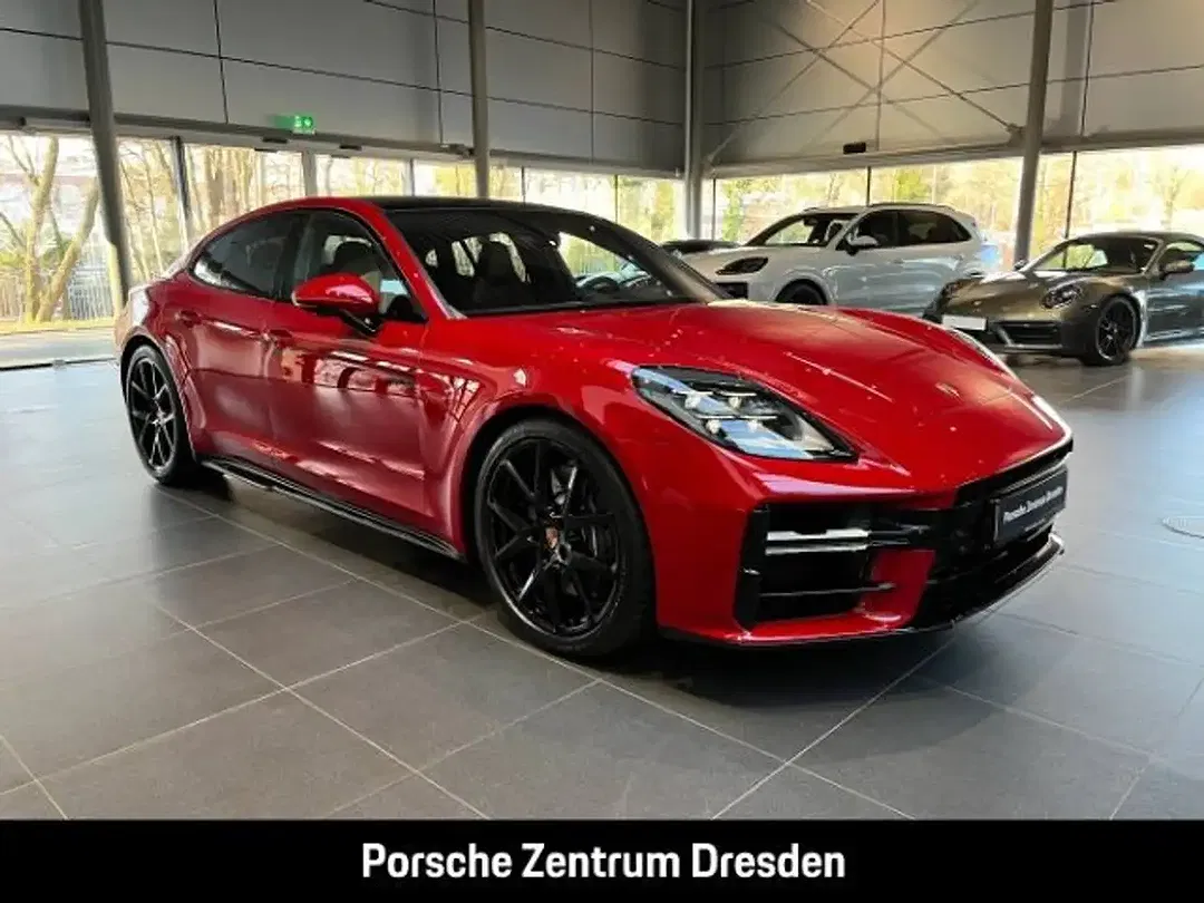 Porsche Panamera - Thumbnail 11