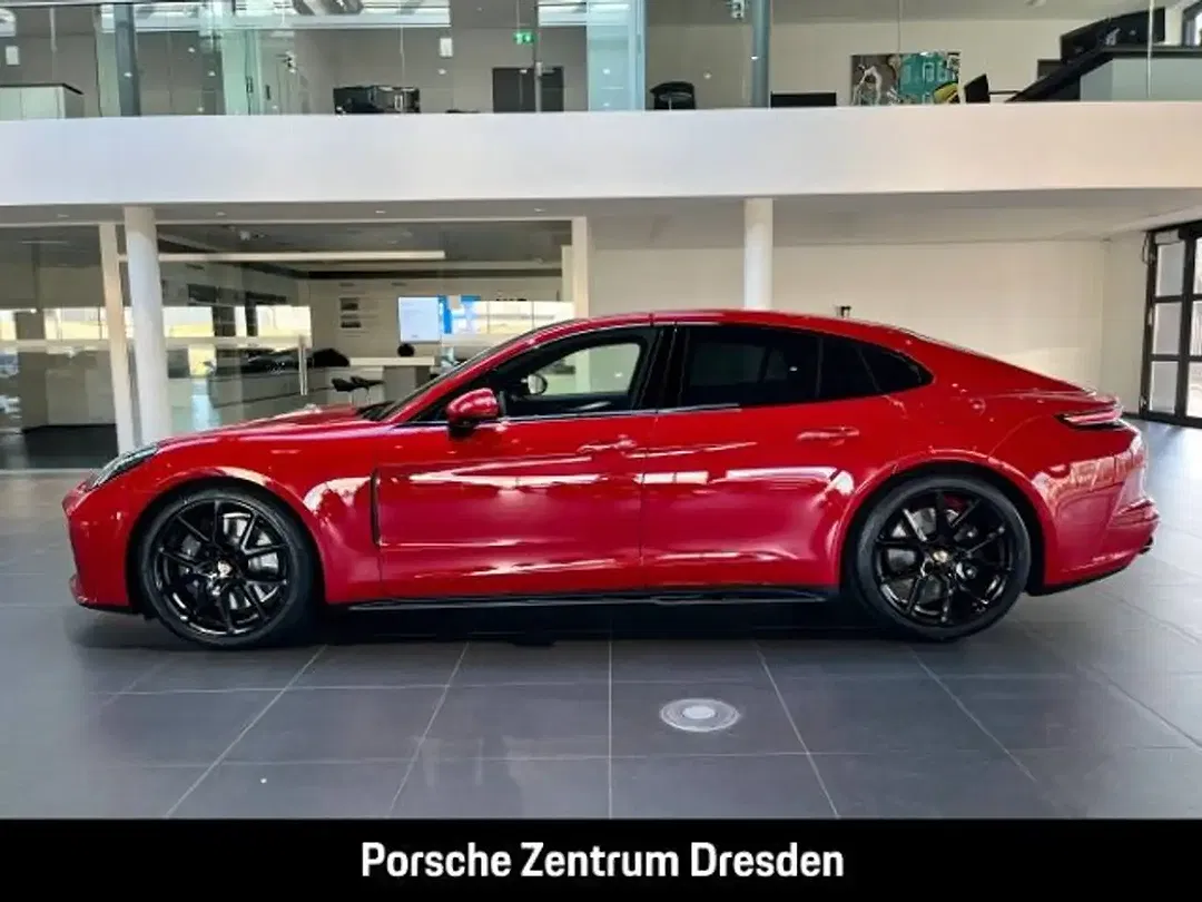 Porsche Panamera - Thumbnail 2