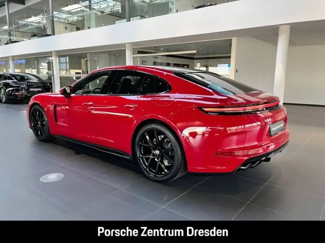 Porsche Panamera - Thumbnail 3