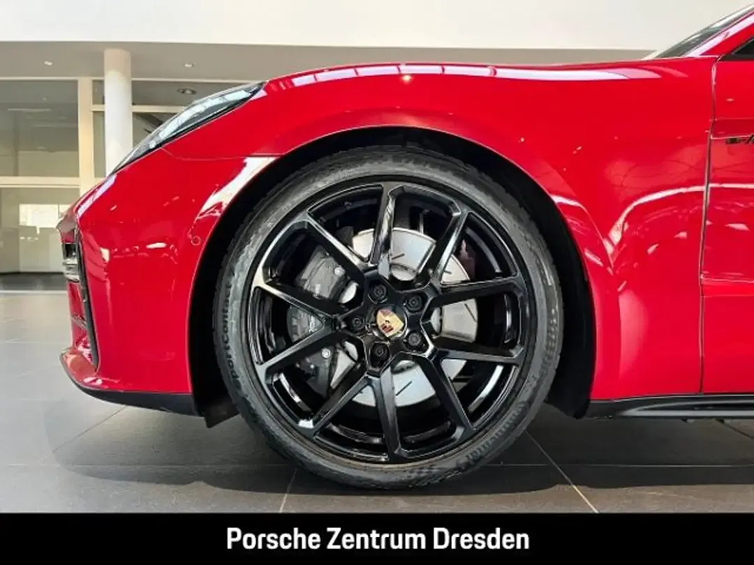 Porsche Panamera - Thumbnail 8