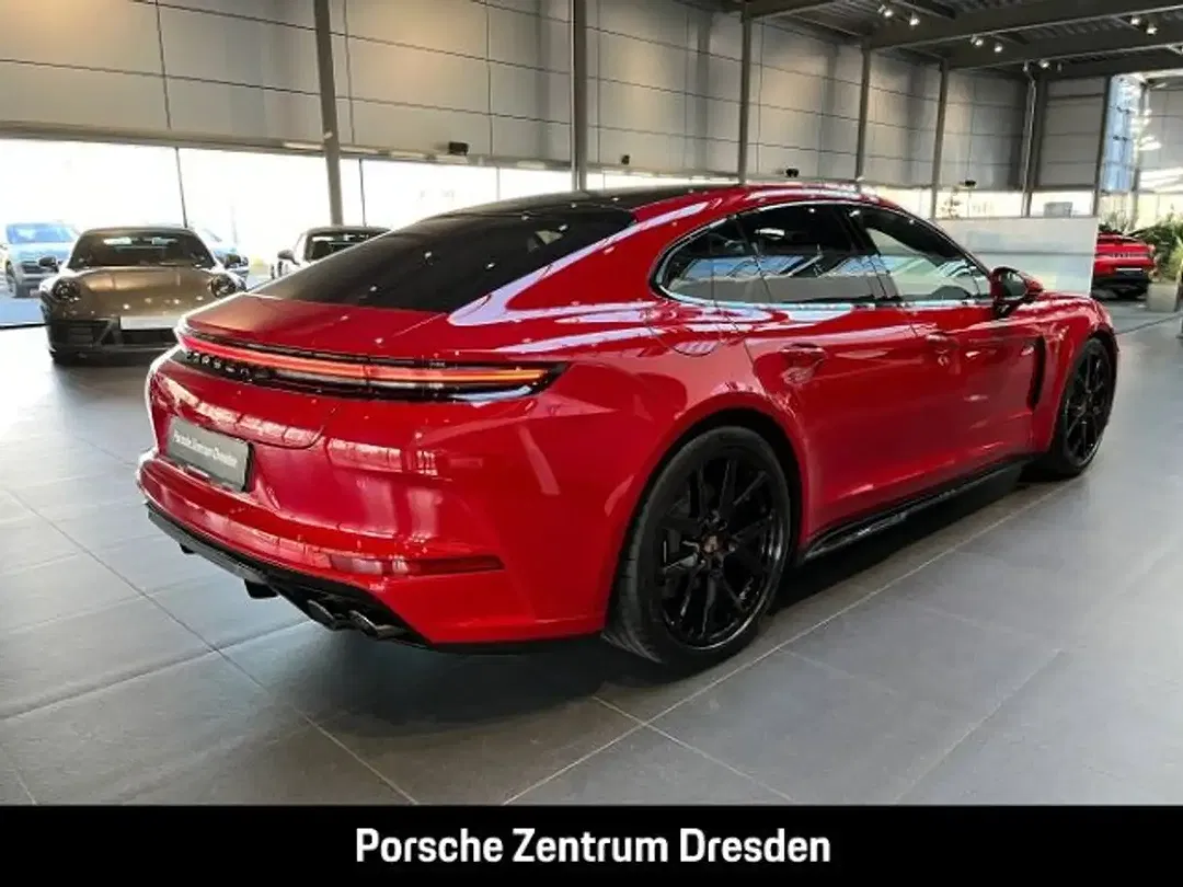 Porsche Panamera - Thumbnail 9
