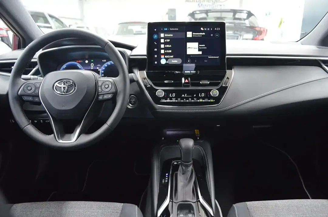 Toyota Corolla - Thumbnail 15