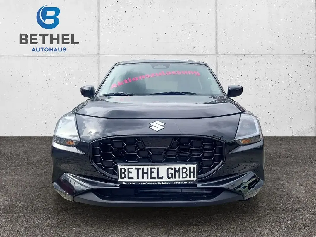 Suzuki Swift - Thumbnail 2