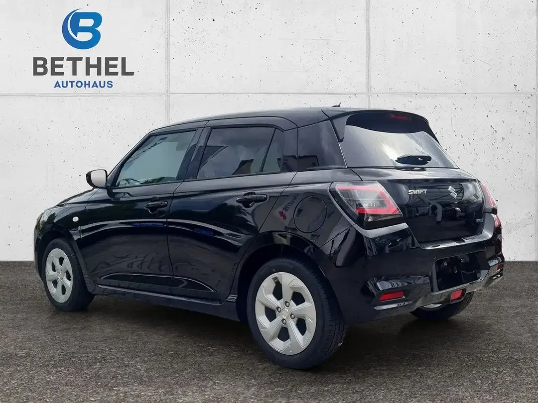 Suzuki Swift - Thumbnail 7