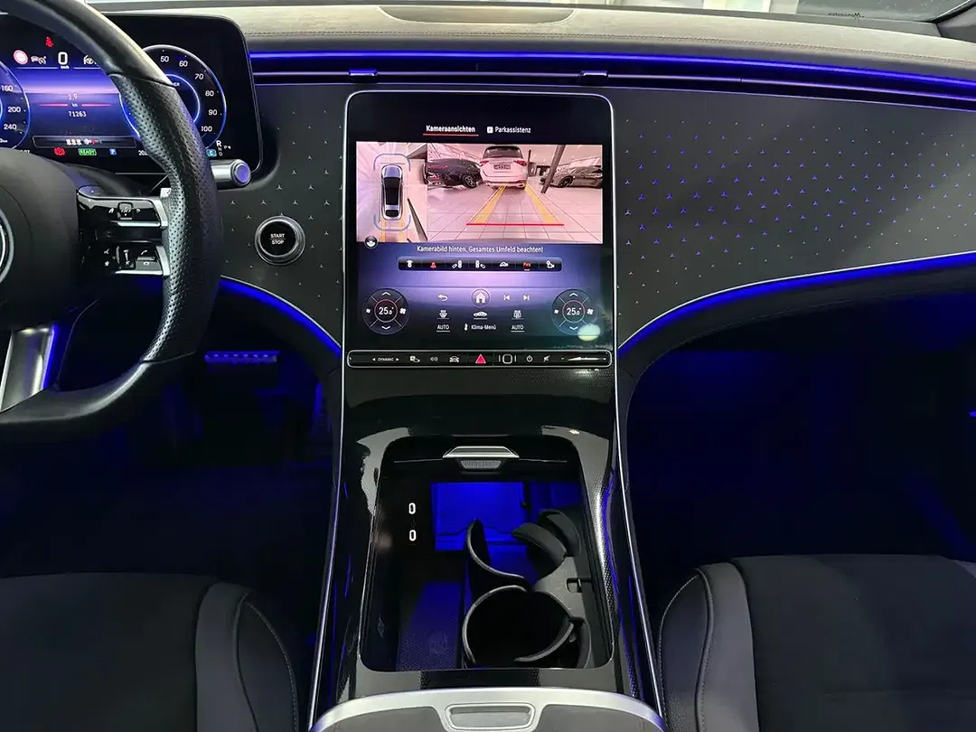 Mercedes-Benz EQS - Thumbnail 6