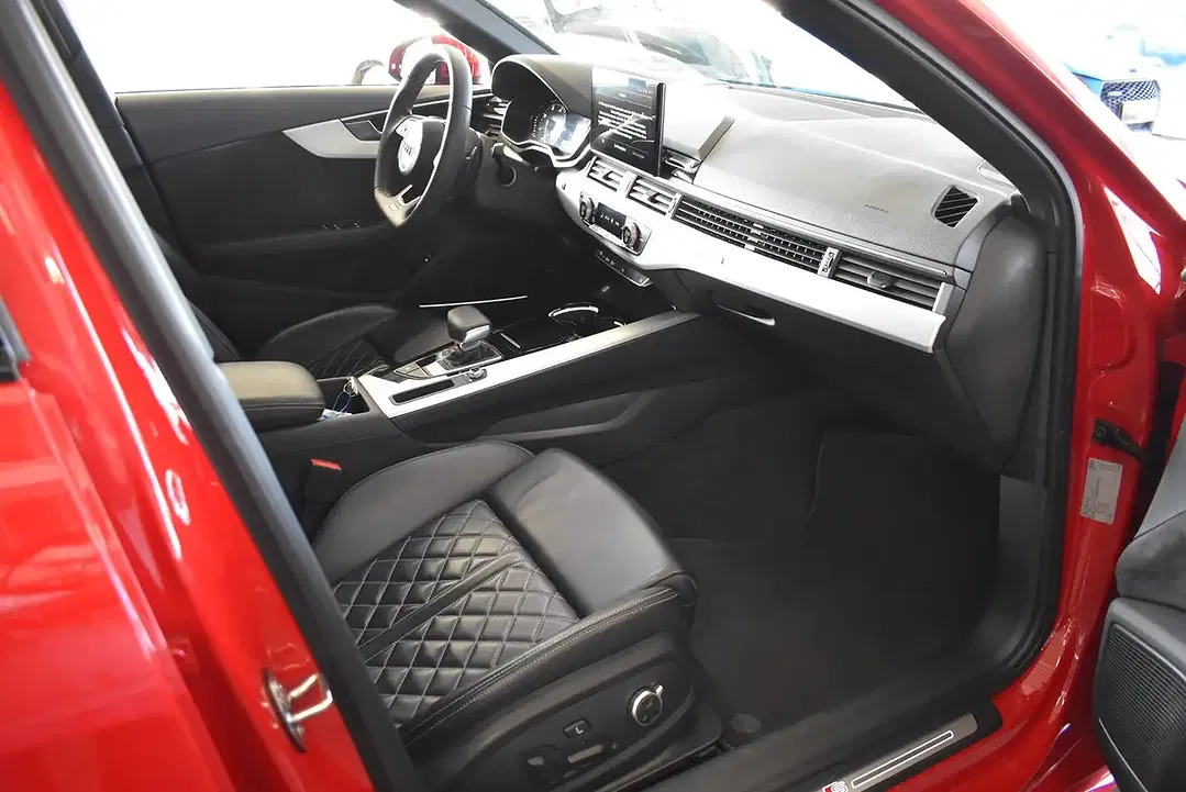 Audi S4 - Thumbnail 13