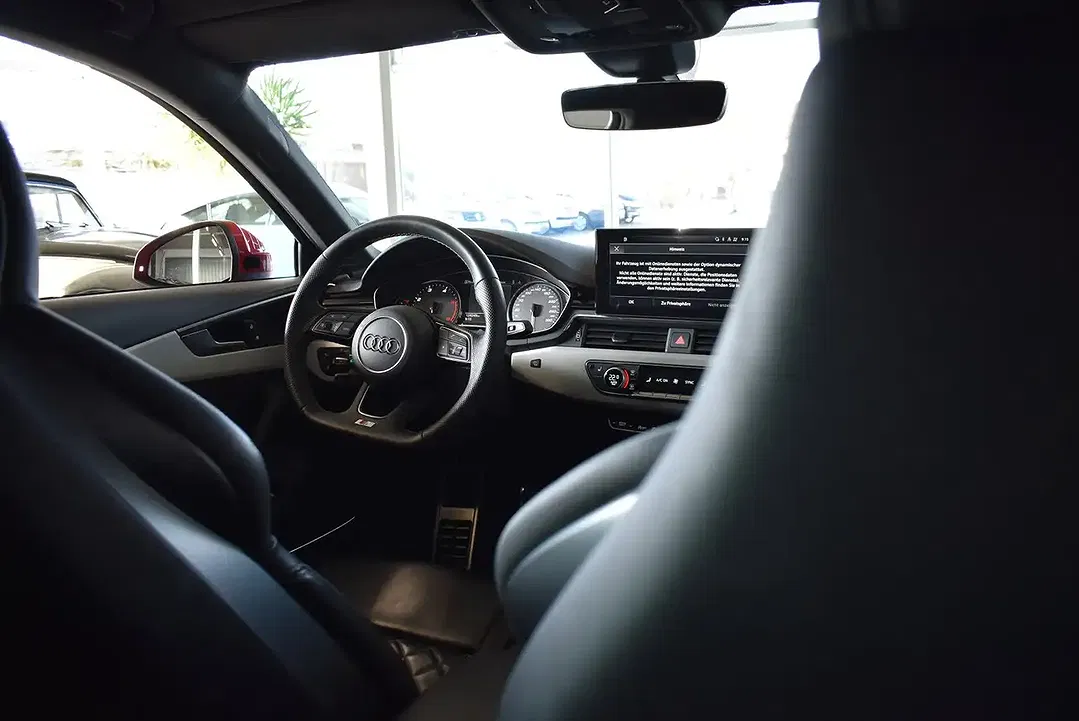 Audi S4 - Thumbnail 14