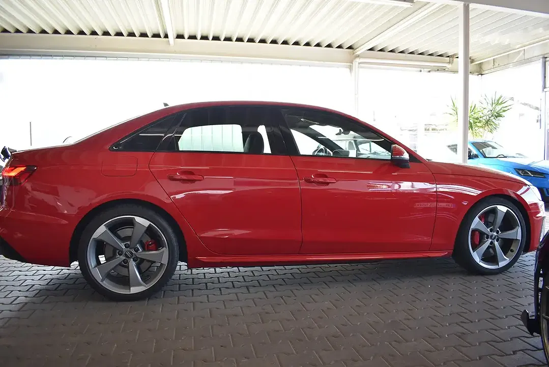Audi S4 - Thumbnail 7