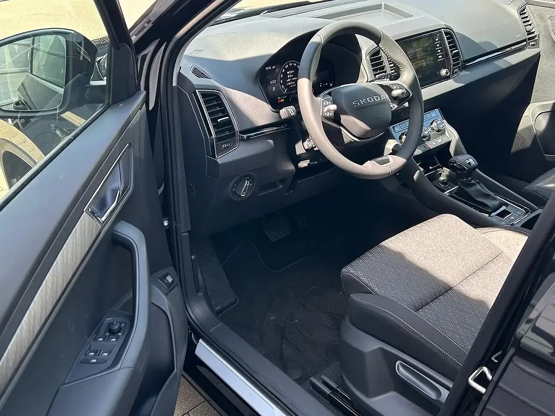 Skoda Karoq - Thumbnail 6