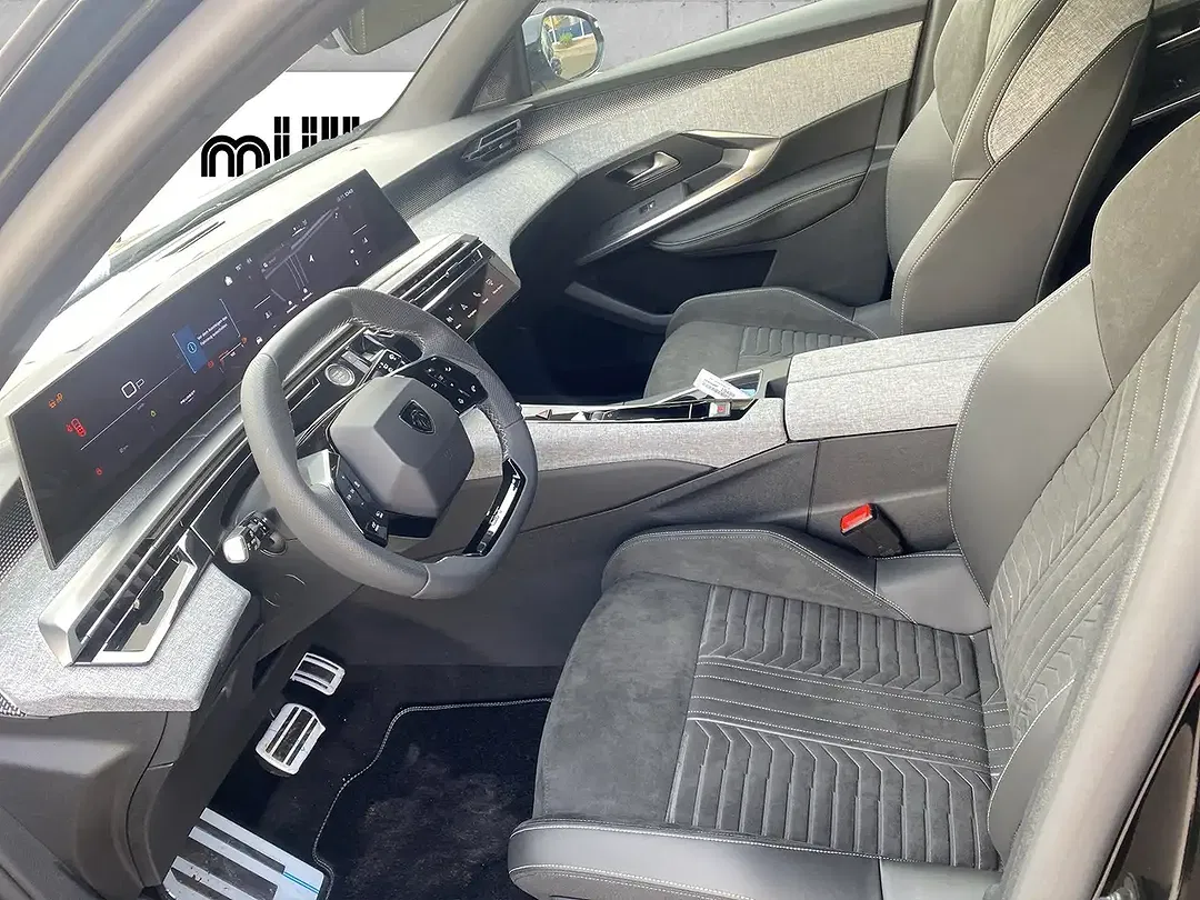 Peugeot 5008 - Thumbnail 11