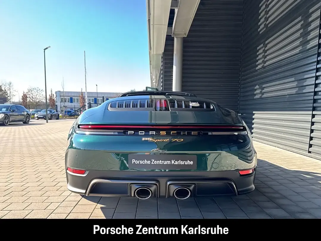 Porsche 992 - Thumbnail 5