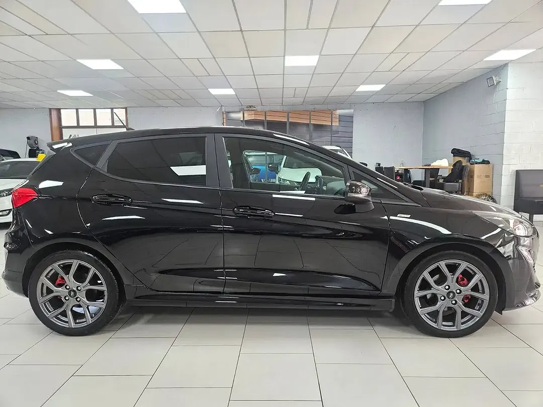 Ford Fiesta - Thumbnail 5