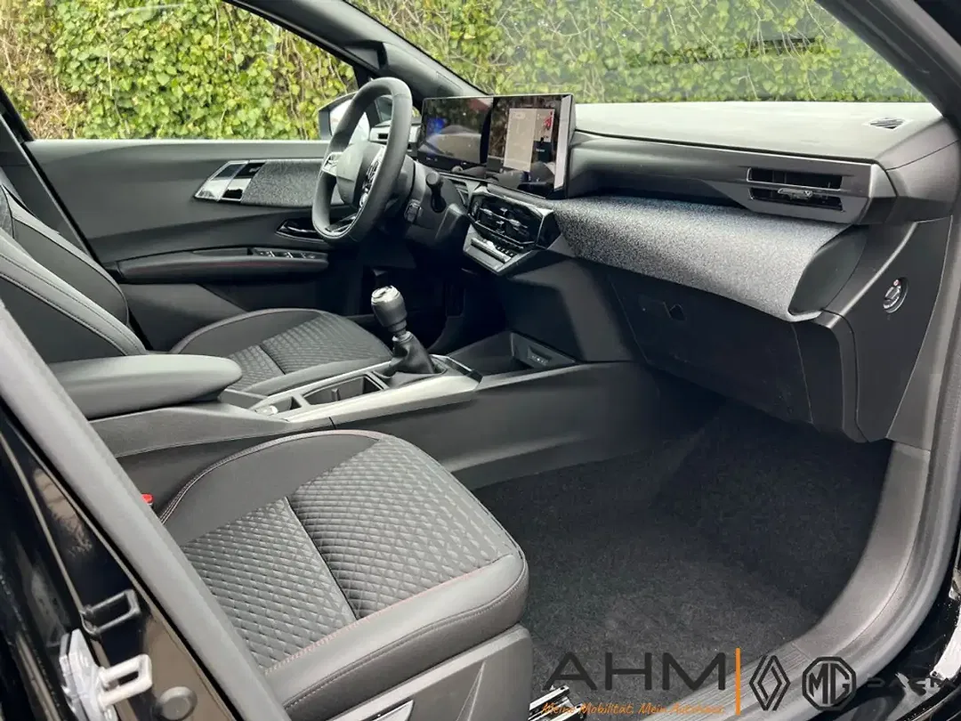 Renault Clio - Thumbnail 14