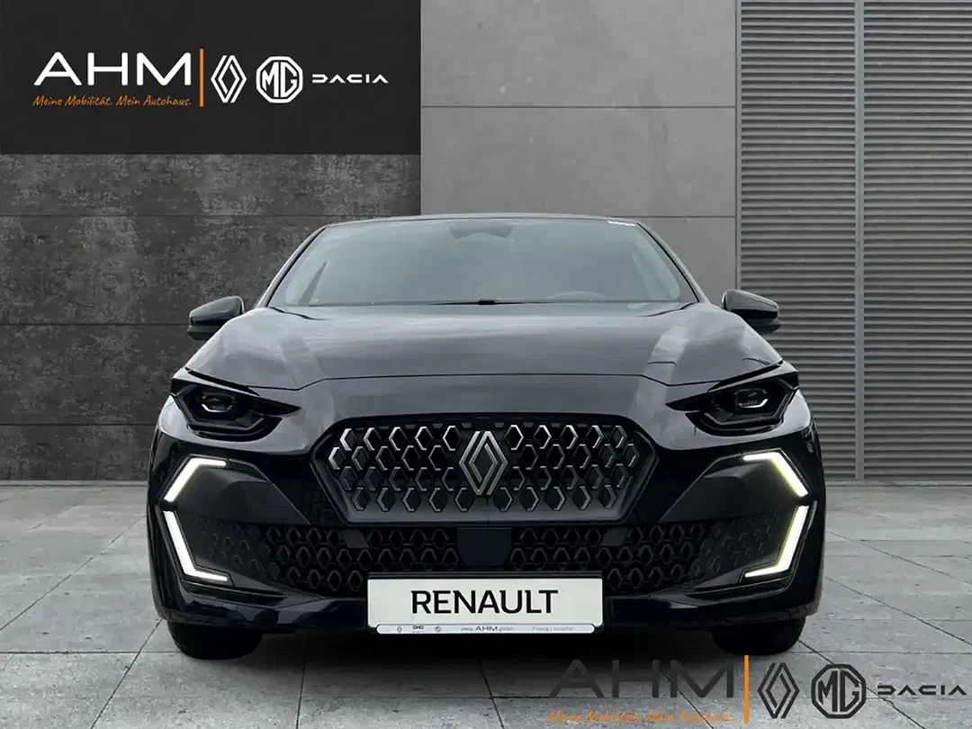 Renault Clio - Thumbnail 3