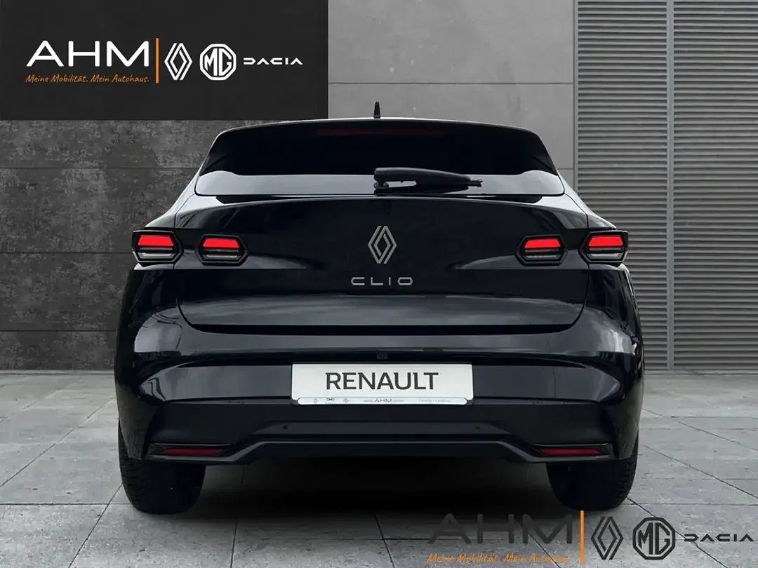 Renault Clio - Thumbnail 4
