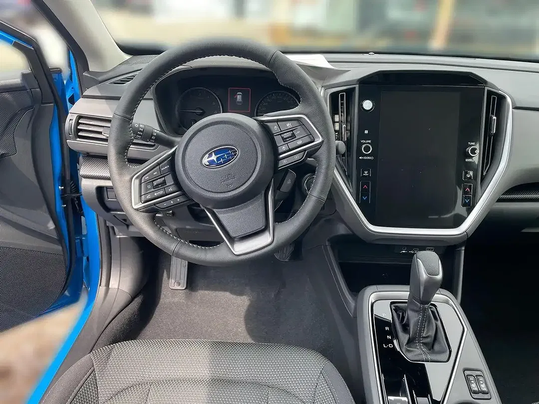 Subaru Crosstrek - Thumbnail 3