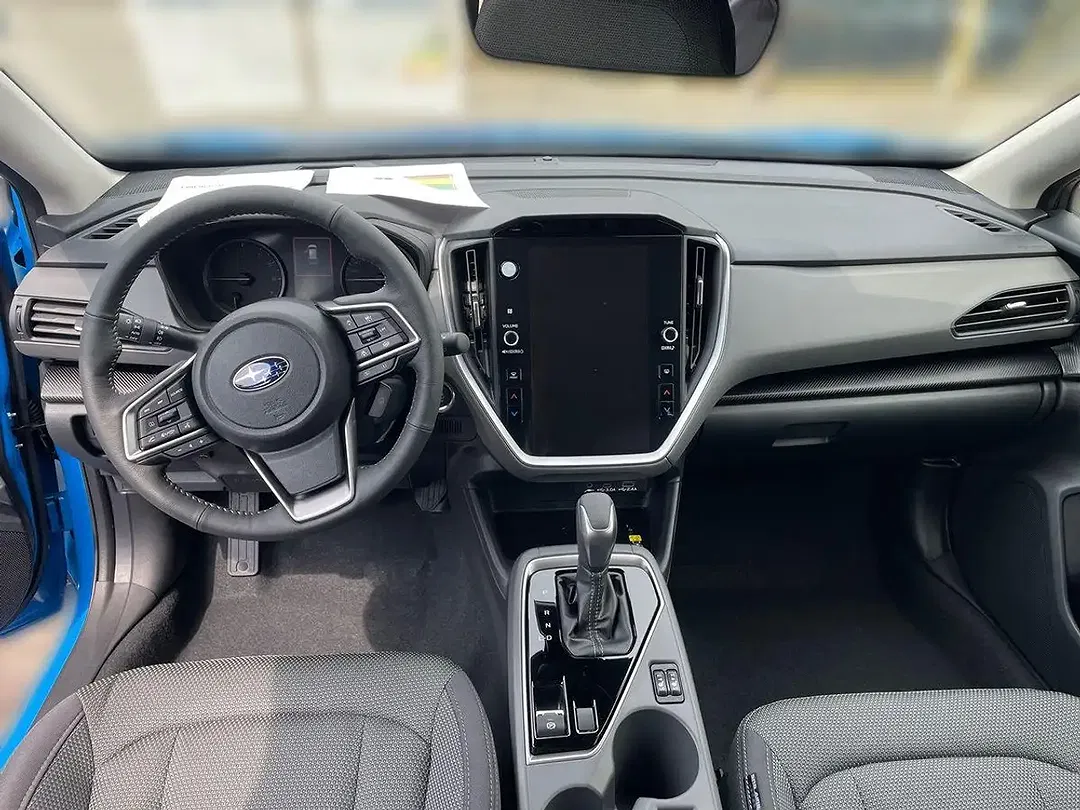 Subaru Crosstrek - Thumbnail 4