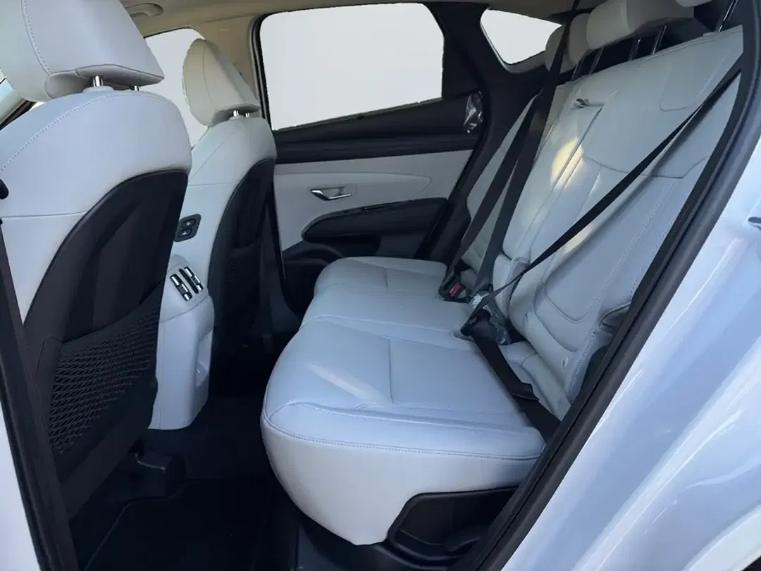 Hyundai TUCSON - Thumbnail 13