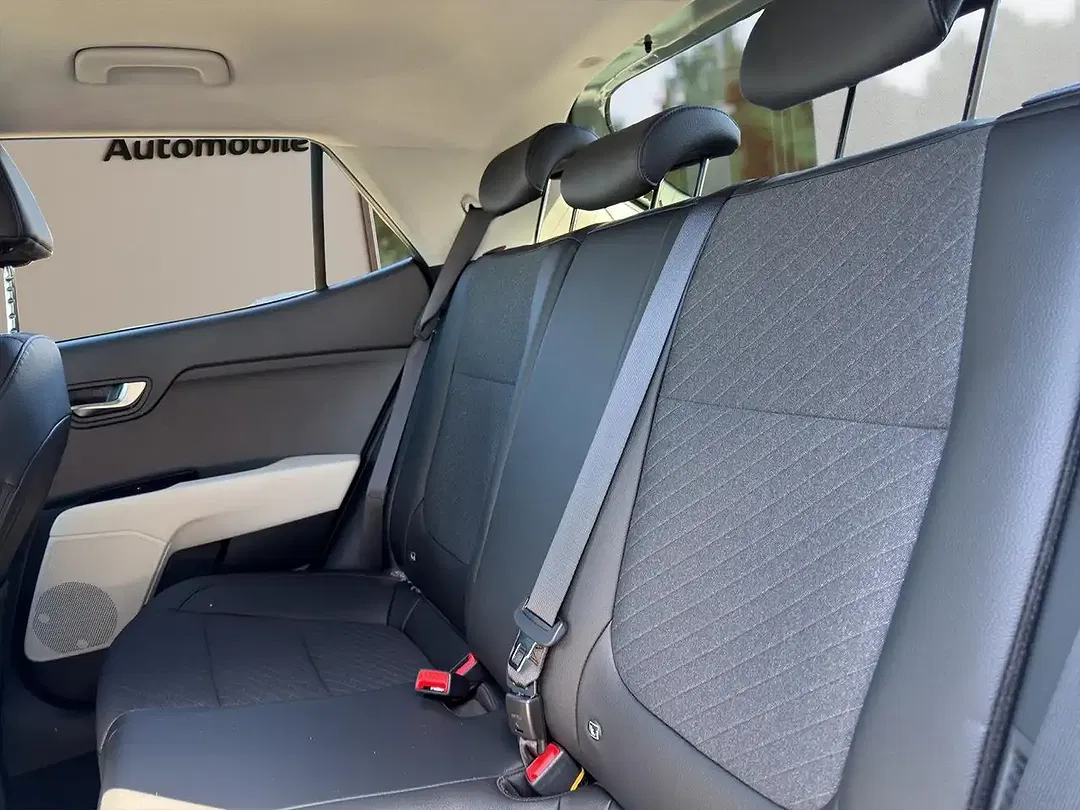 Kia Stonic - Thumbnail 14
