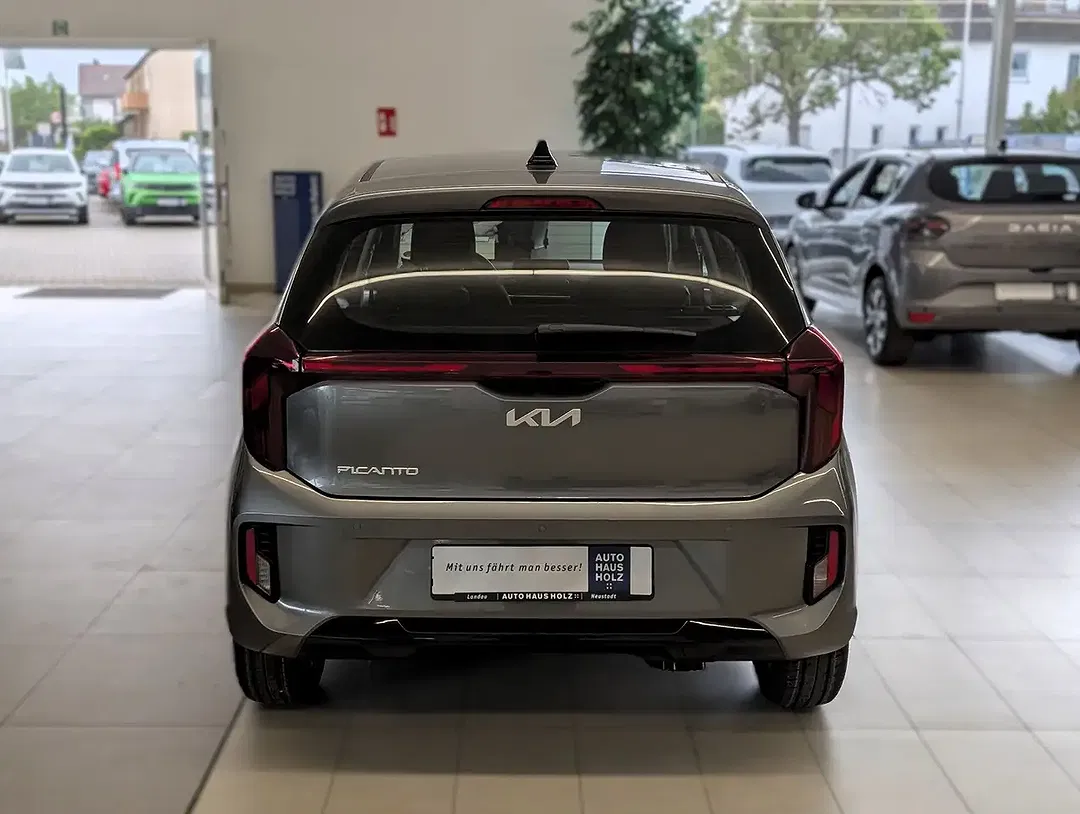 Kia Picanto - Thumbnail 3