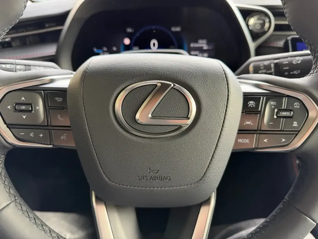Lexus LBX - Thumbnail 14
