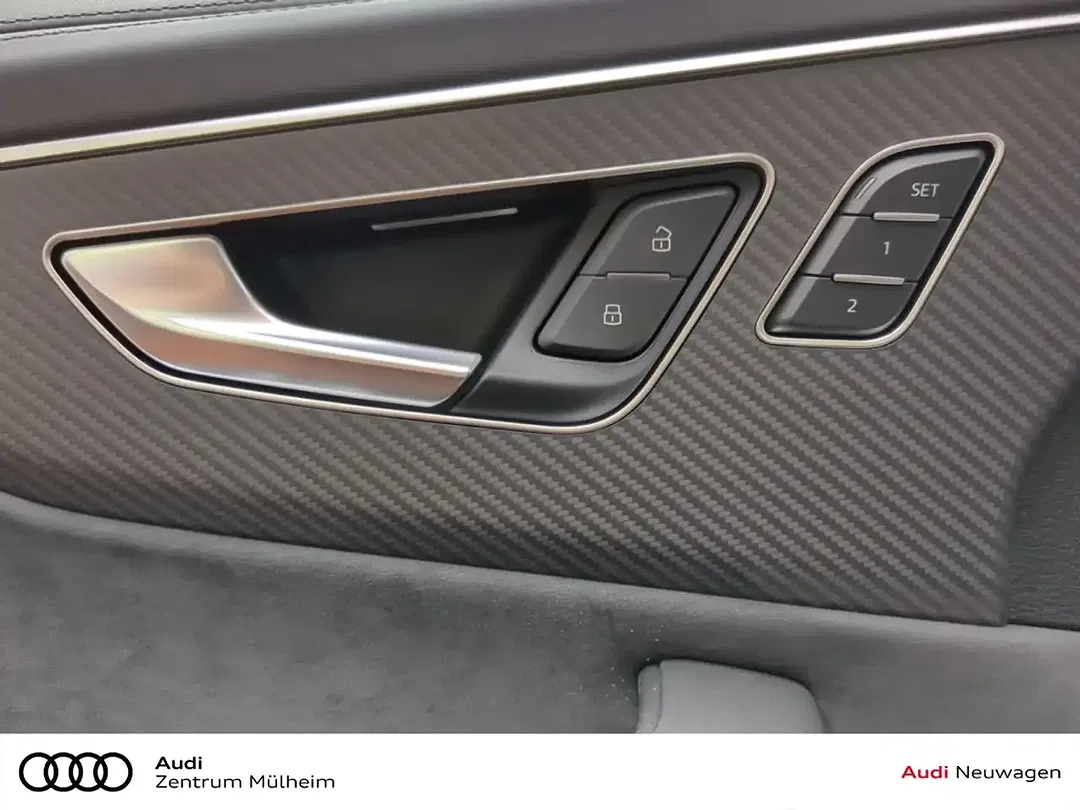 Audi Q8 - Thumbnail 13