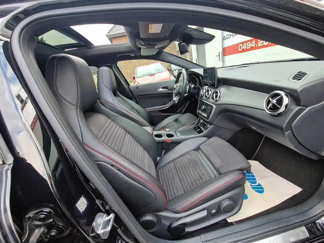 Mercedes-Benz GLA 180 - Thumbnail 12