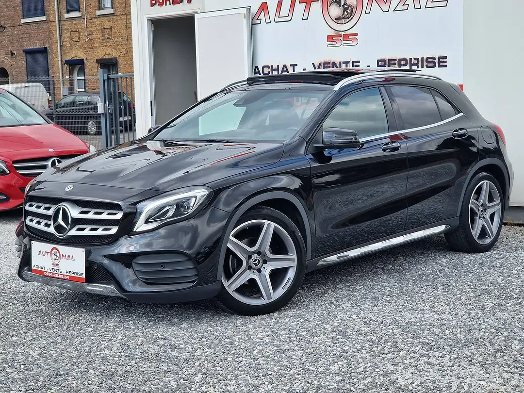 Mercedes-Benz GLA 180 - Thumbnail 14