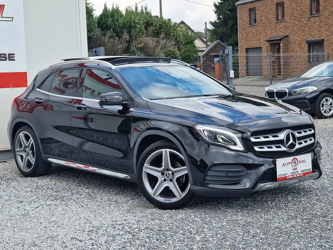 Mercedes-Benz GLA 180 - Thumbnail 15
