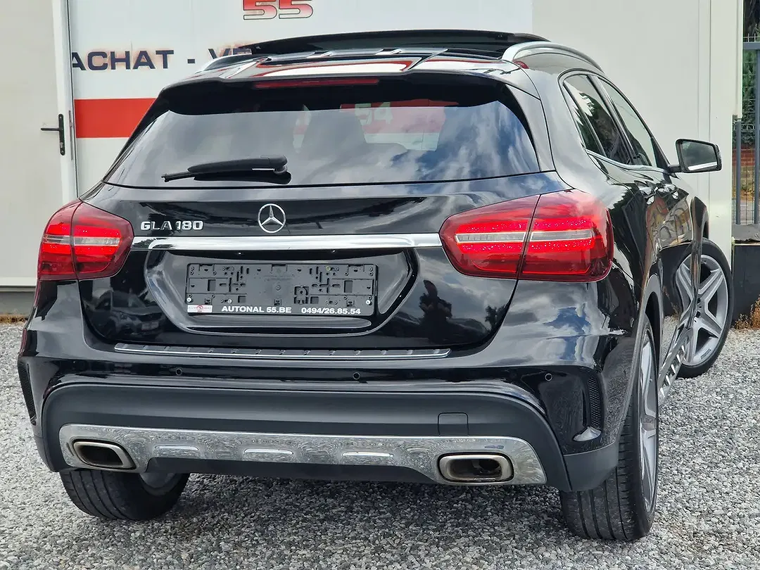Mercedes-Benz GLA 180 - Thumbnail 3