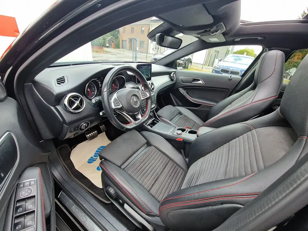 Mercedes-Benz GLA 180 - Thumbnail 5