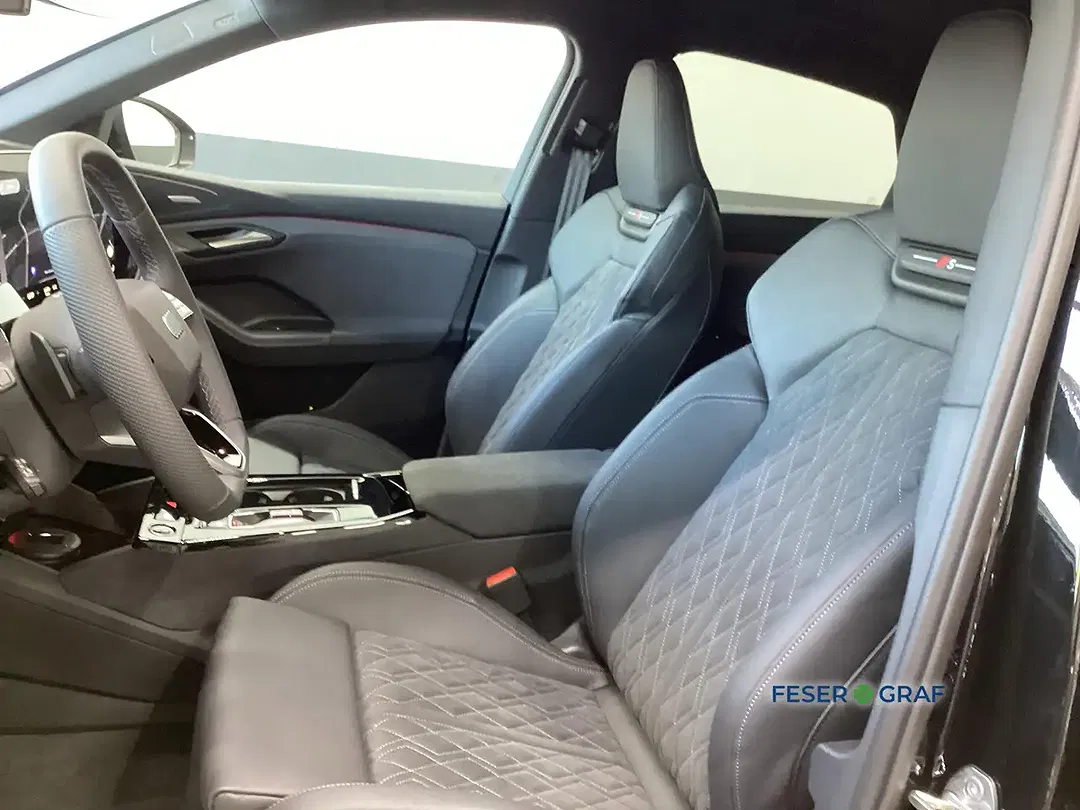 Audi Q6 e-tron - Thumbnail 11