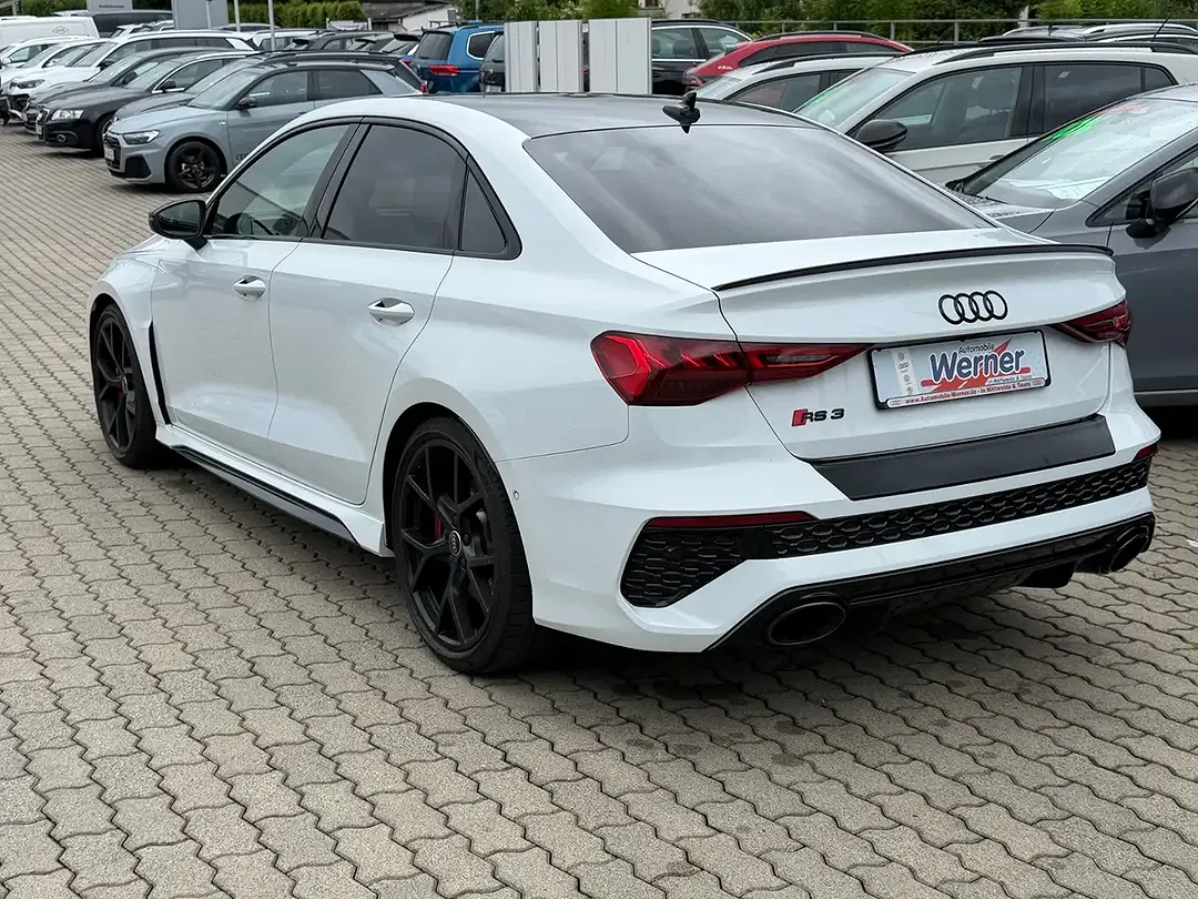 Audi RS3 - Thumbnail 5