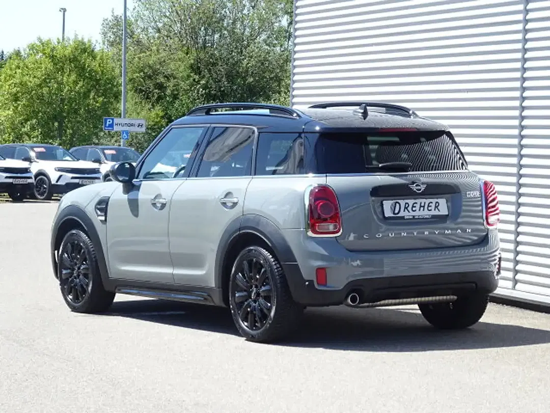 MINI Cooper Countryman - Thumbnail 3