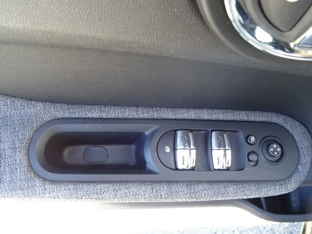 MINI Cooper Countryman - Thumbnail 7