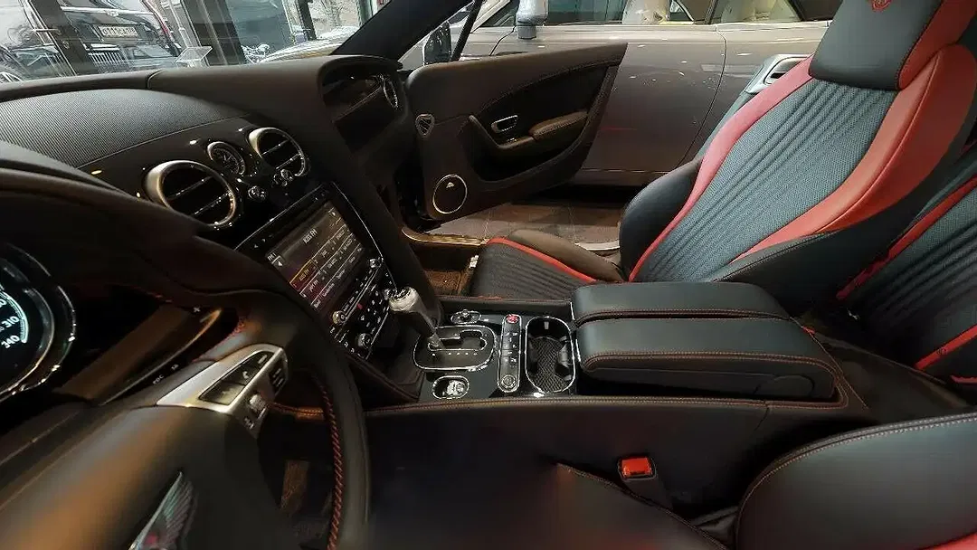 Bentley Continental GT - Thumbnail 26