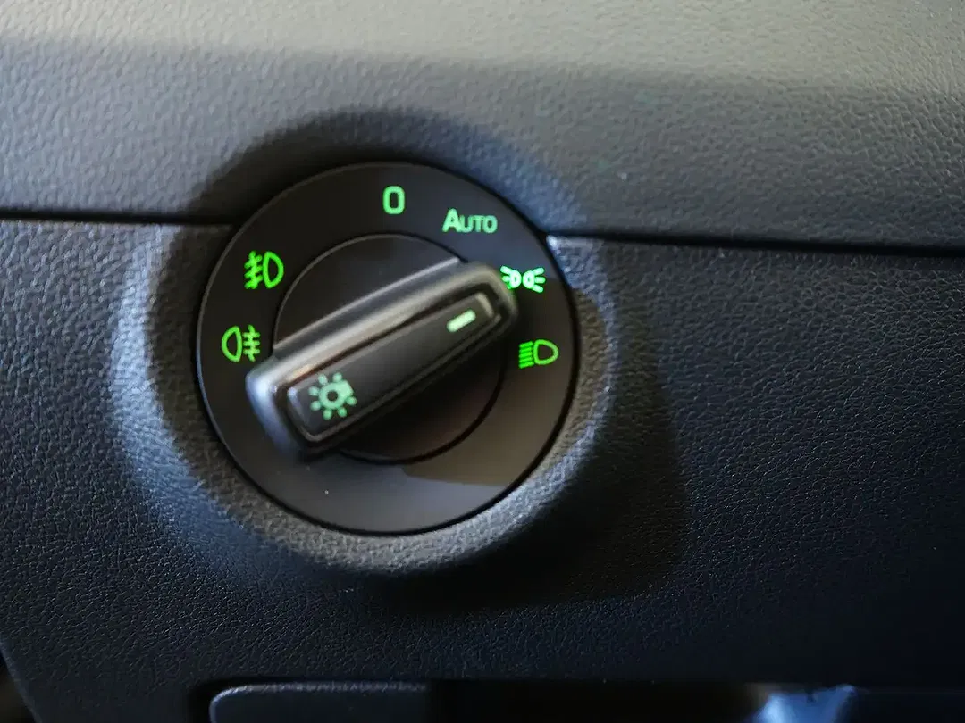 Skoda Octavia - Thumbnail 12