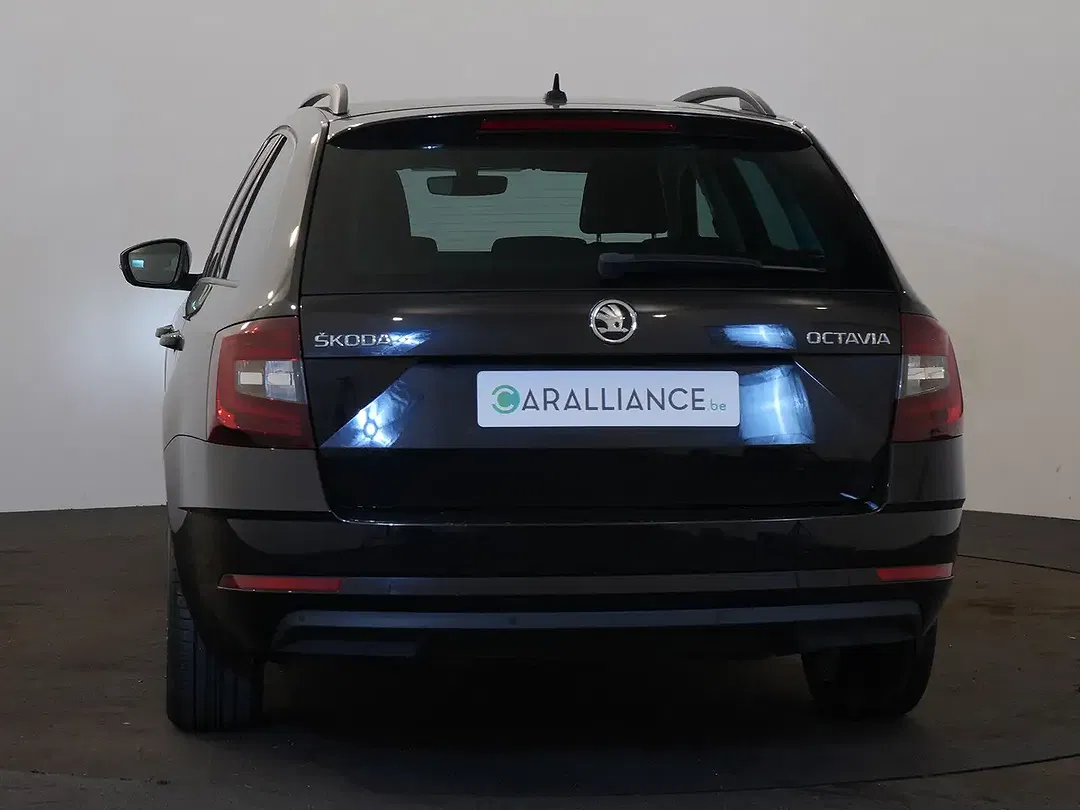 Skoda Octavia - Thumbnail 6