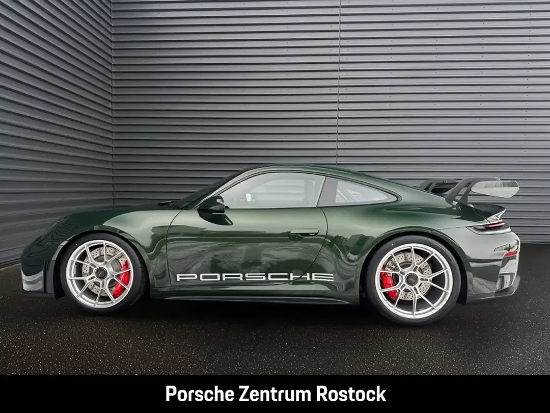 Porsche 992 - Thumbnail 2