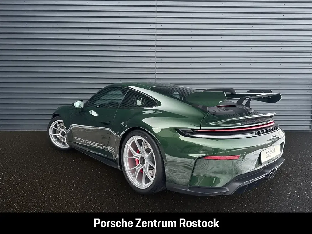 Porsche 992 - Thumbnail 3