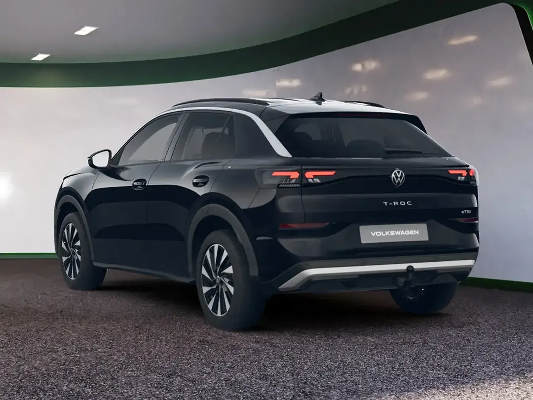 Volkswagen T-Roc - Thumbnail 3
