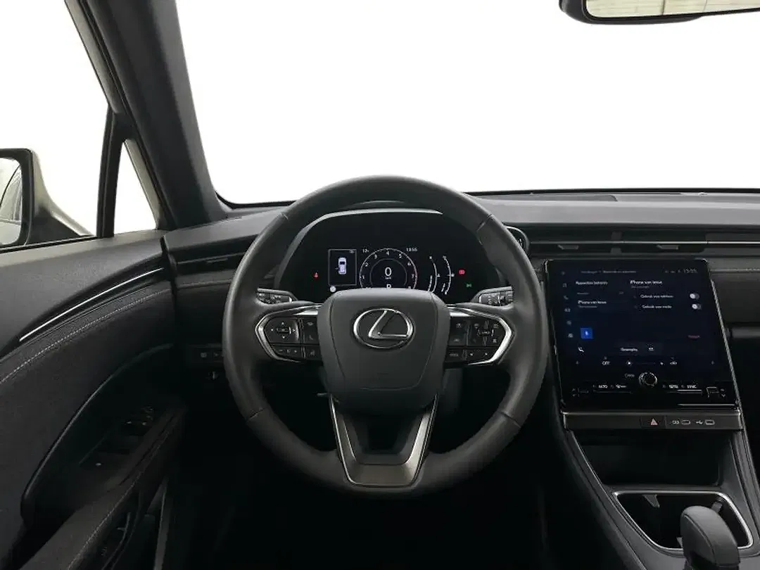 Lexus LBX - Thumbnail 8