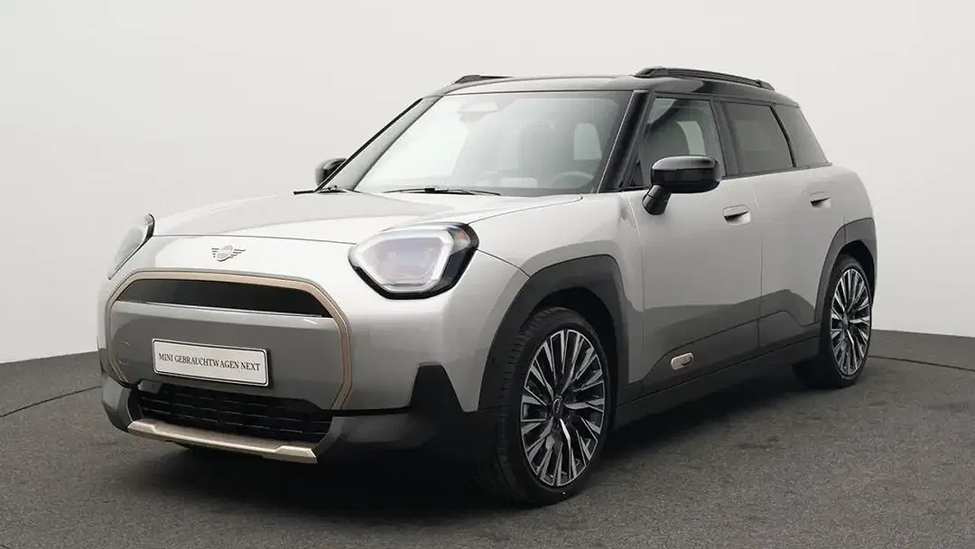 MINI Aceman Favoured Trim