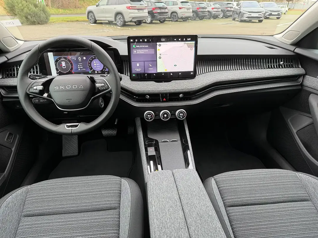 Skoda Superb - Thumbnail 12